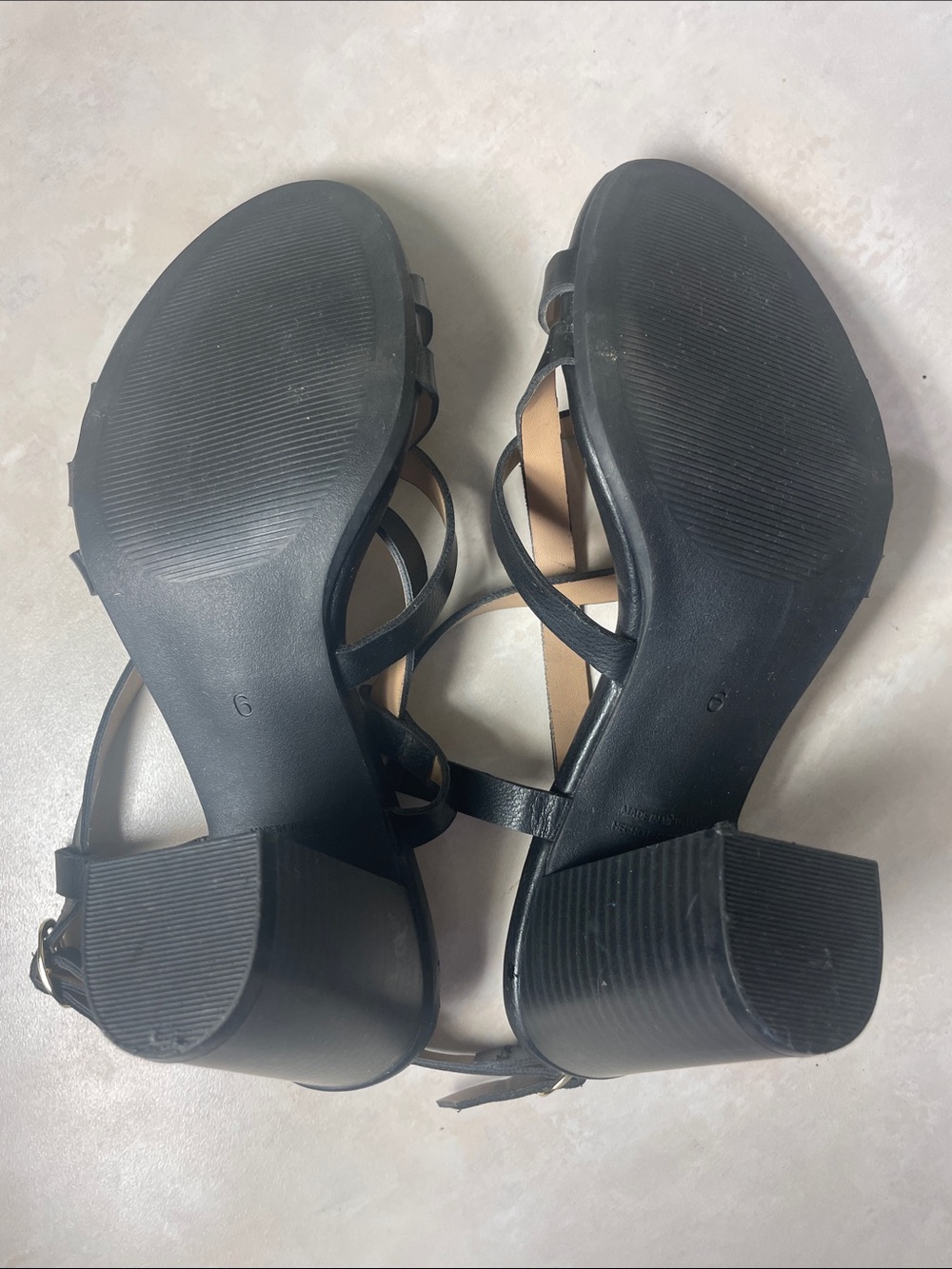 Old Navy Black Strappy Ankle Buckle Sandals Women’s Size 6 - Picture 12 of 13